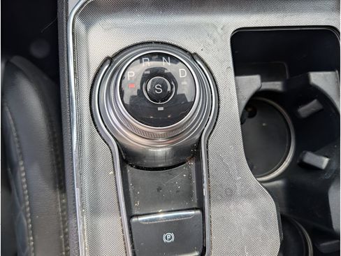 Used 2024 Ford Edge Titanium AWD/4WD image 23