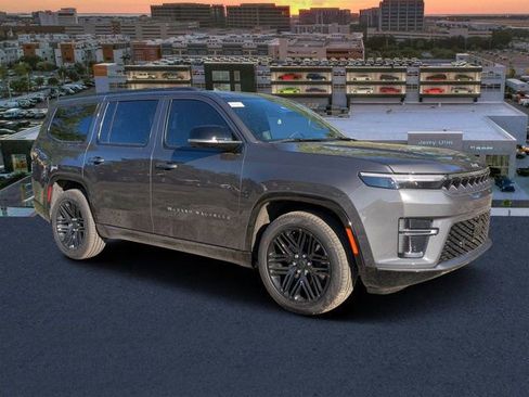 New 2026 Jeep Grand Wagoneer Limited AWD/4WD image 1