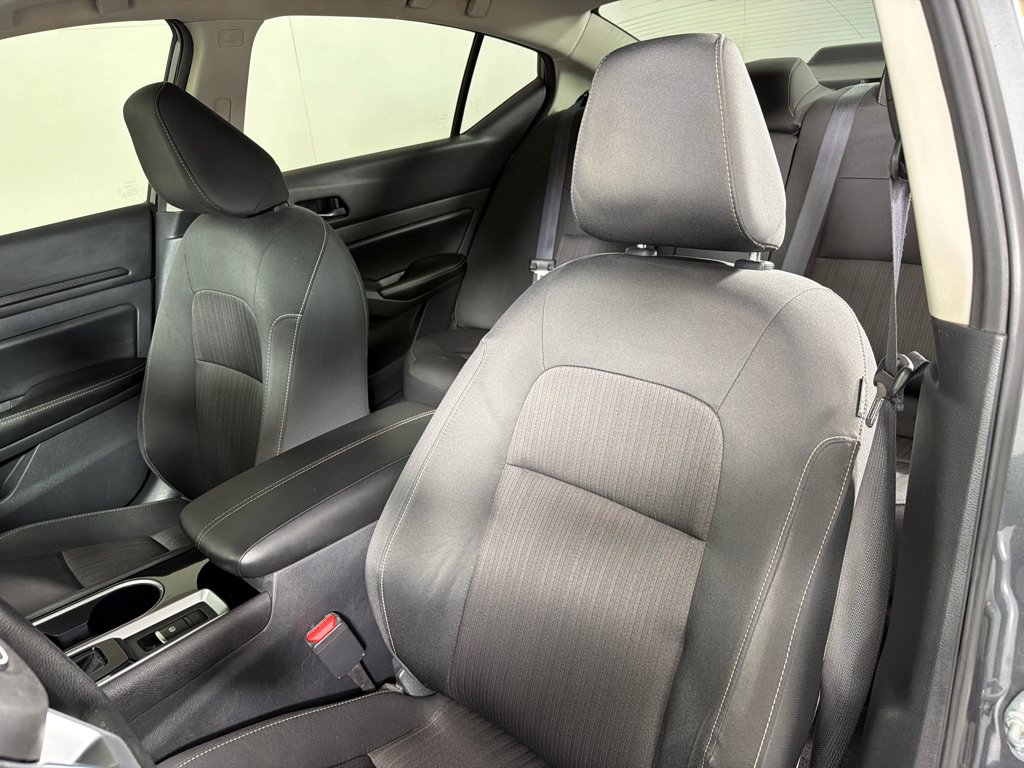 Used 2024 Nissan Altima 2.5 SV AWD/4WD image 10