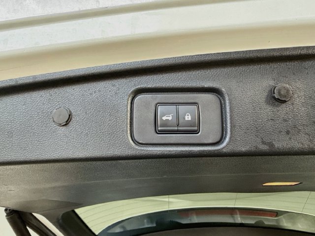 Used 2025 Nissan Pathfinder Rock Creek AWD/4WD image 37