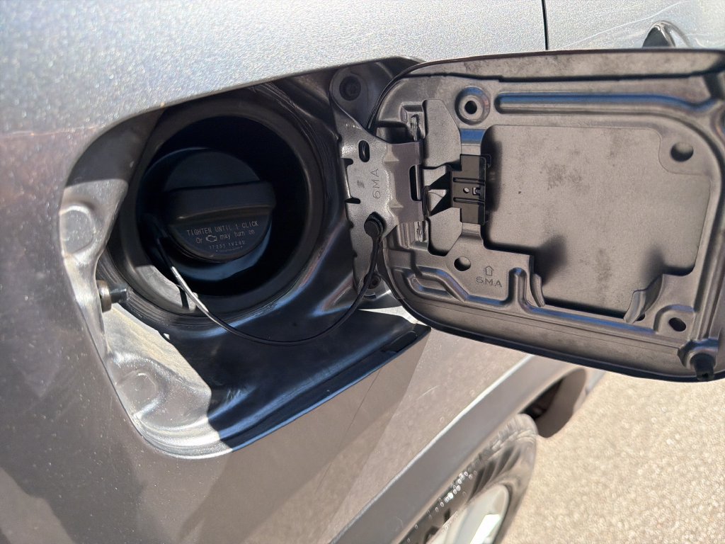Used 2020 Nissan Rogue Sport S w/ Appearance Package FWD image 40