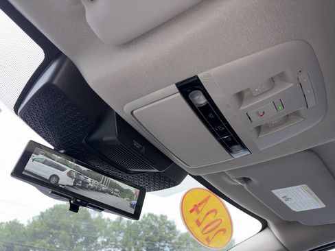 Certified 2024 Nissan Ariya FWD image 30