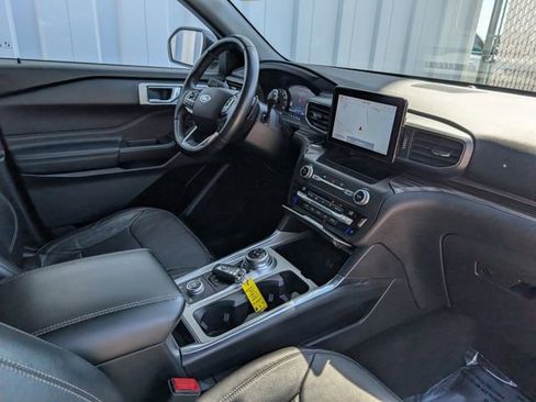 Used 2020 Ford Explorer Limited AWD/4WD image 31