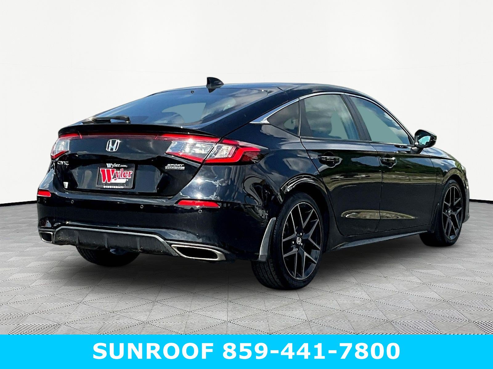 Used 2024 Honda Civic Sport Touring image 6