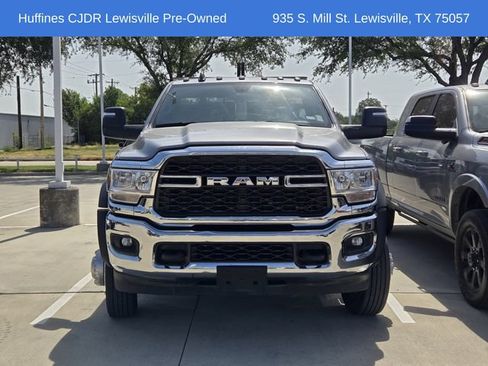 Used 2024 RAM 4500 Tradesman RWD image 2