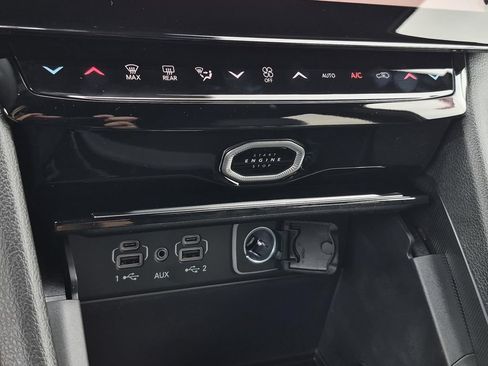 New 2026 Jeep Grand Cherokee L Limited RWD image 30