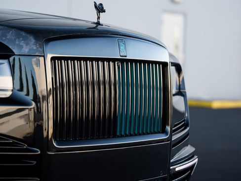 Used 2023 Rolls-Royce Cullinan Black Badge image 22