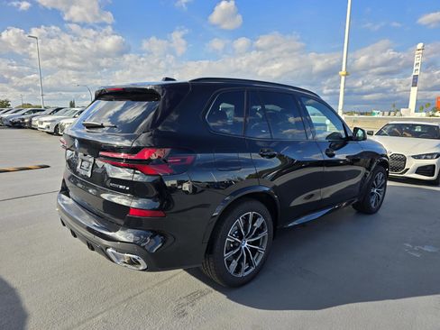 New 2026 BMW X5 xDrive50e w/ M Sport Package AWD/4WD image 2