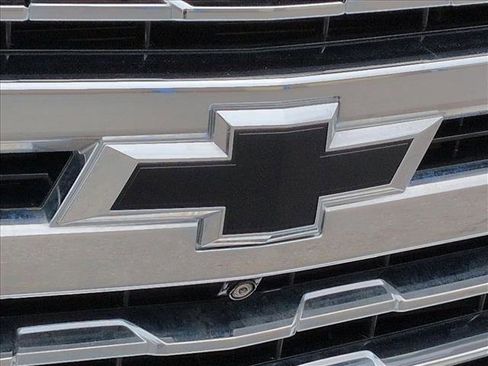 Used 2020 Chevrolet Silverado 1500 LTZ w/ LTZ Plus Package AWD/4WD image 30