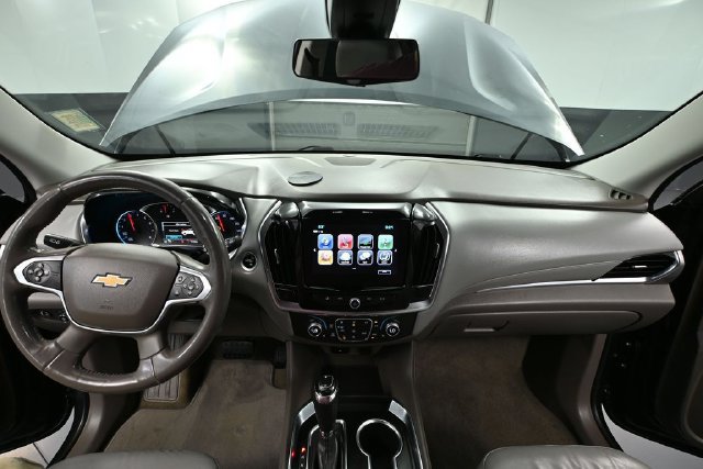 Used 2018 Chevrolet Traverse LT AWD/4WD image 19