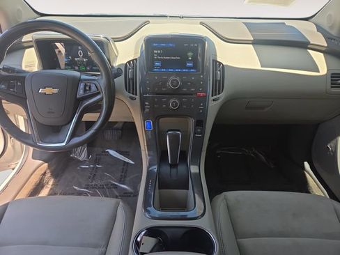 Used 2014 Chevrolet Volt Premium w/ Premium Trim Package FWD image 10
