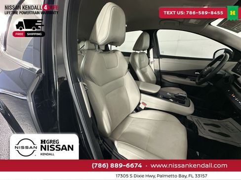 Certified 2023 Nissan Ariya AWD image 31