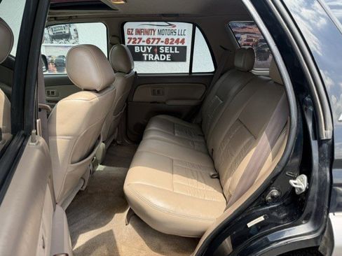 Used 2001 Toyota 4Runner Limited AWD/4WD image 16