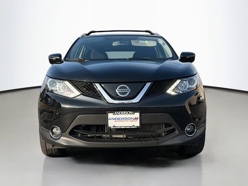 Used 2018 Nissan Rogue Sport SV w/ SV All-Weather Package AWD/4WD image 16