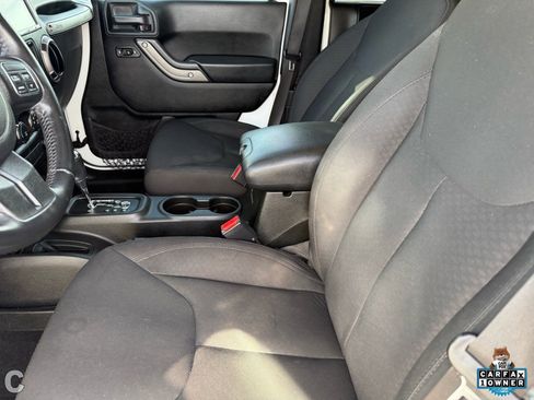 Used 2017 Jeep Wrangler Unlimited Sport w/ Quick Order Package 24S image 10