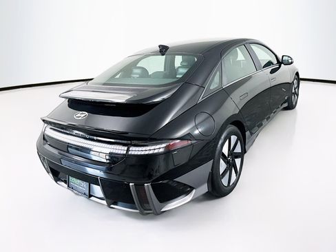 Used 2024 Hyundai Ioniq 6 SE RWD image 9