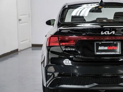 Used 2022 Kia Forte LXS image 39