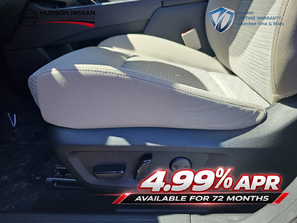 Used 2023 Nissan Rogue SV FWD image 29