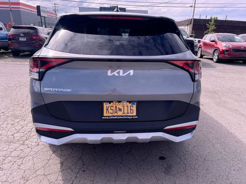 Certified 2025 Kia Sportage EX FWD image 27