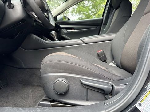 Certified 2025 MAZDA MAZDA3 s FWD image 12