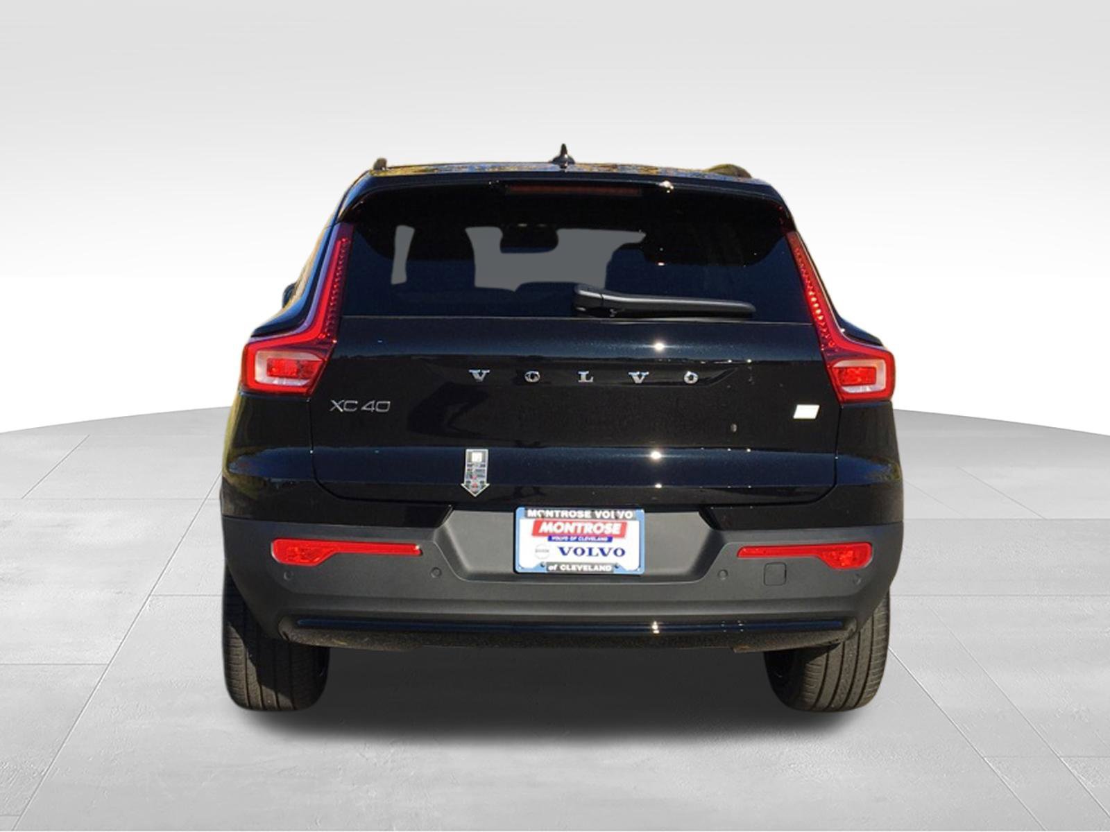 New 2024 Volvo XC40 Recharge Plus w/ Protection Package Premier RWD image 6