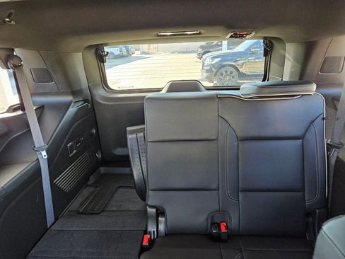 Used 2021 GMC Yukon SLT w/ SLT Luxury Plus Package image 20