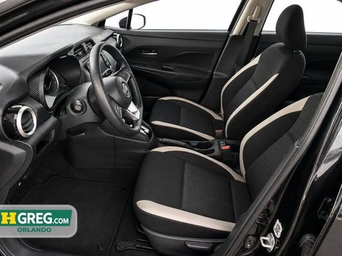 Used 2021 Nissan Versa SV FWD image 10