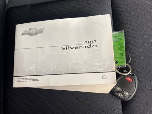 Used 2012 Chevrolet Silverado 2500 LT w/ Interior Plus Package image 15