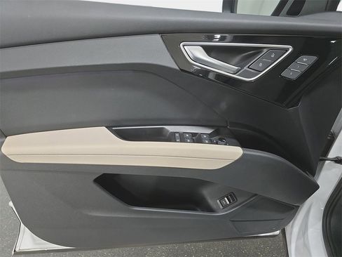 Certified 2023 Audi Q4 e-tron Premium Plus w/ Premium Plus image 26