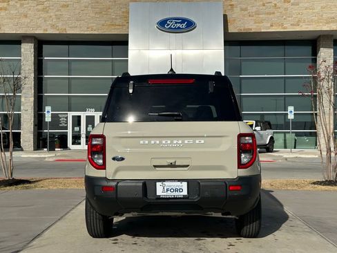 New 2025 Ford Bronco Sport Outer Banks w/ Outer Banks Tech Package+ image 44