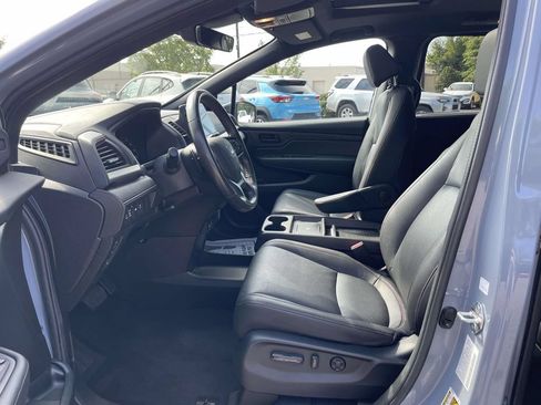 Used 2025 Honda Odyssey Sport-L image 14