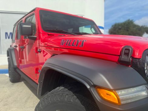 Used 2023 Jeep Wrangler Unlimited w/ Cold Weather Group AWD/4WD image 21