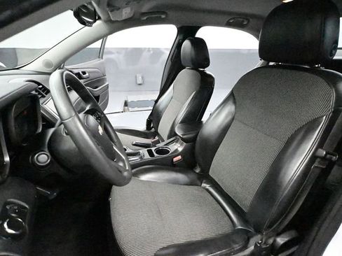 Used 2016 Chevrolet Malibu LT w/ Power Convenience Package image 22