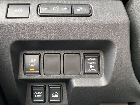 Certified 2022 Nissan Frontier SV AWD/4WD image 31