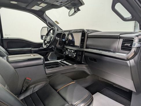Used 2024 Ford F250 Platinum w/ Tremor Off-Road Package image 20