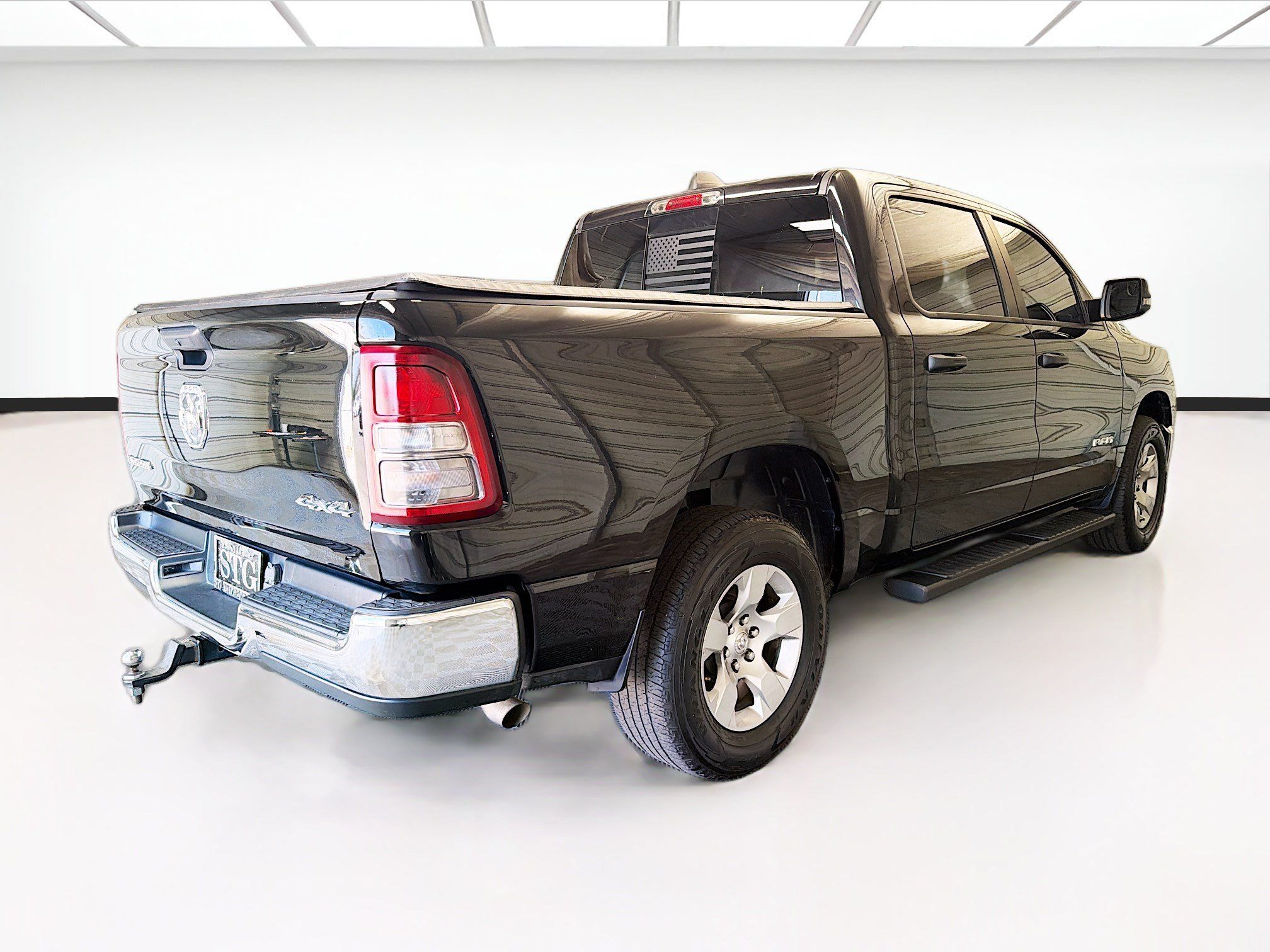 Used 2023 RAM 1500 Big Horn AWD/4WD image 4