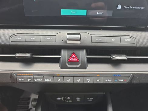 Used 2025 Kia K4 FWD image 25