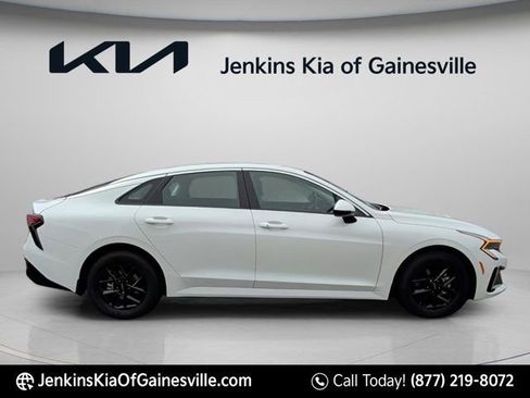 New 2026 Kia K5 LXS image 2