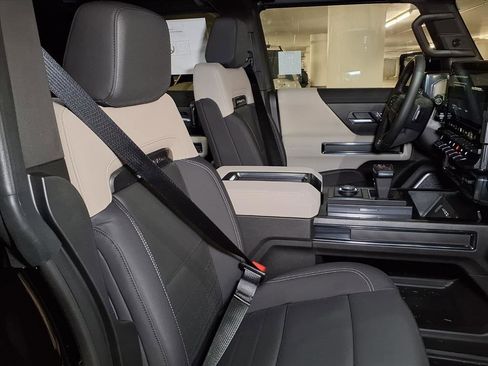 Used 2026 GMC Hummer EV SUV image 6