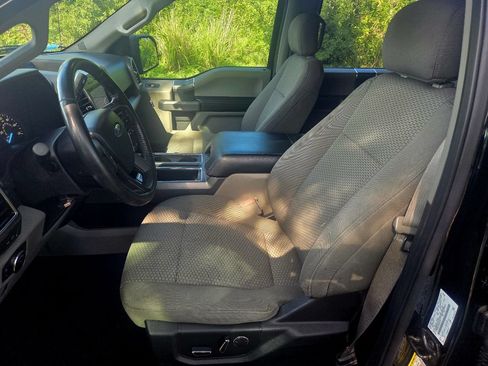 Used 2018 Ford F150 XLT w/ Equipment Group 302A Luxury AWD/4WD image 11