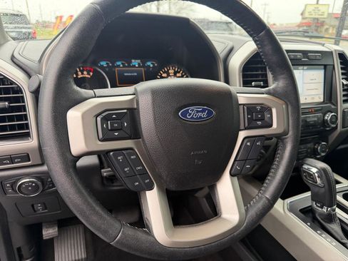 Used 2017 Ford F150 Lariat AWD/4WD image 9