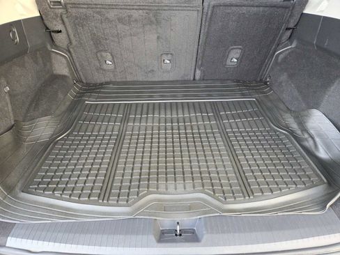 Used 2022 Nissan Rogue SL w/ SL Premium Package image 31