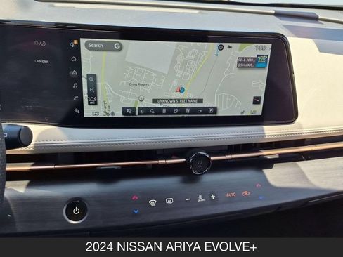 Used 2024 Nissan Ariya FWD image 28