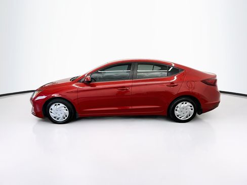 Used 2020 Hyundai Elantra SE FWD image 4