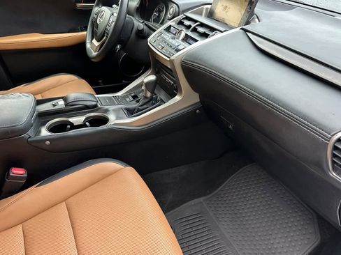 Used 2015 Lexus NX 200t FWD image 17