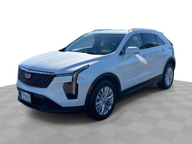 Certified 2024 Cadillac XT4 Luxury w/ Cold Weather Package AWD/4WD image 1