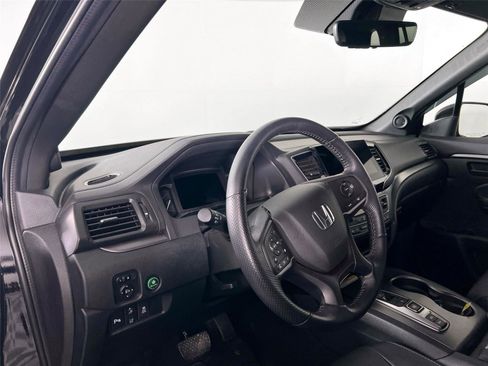 Used 2023 Honda Passport EX-L image 10