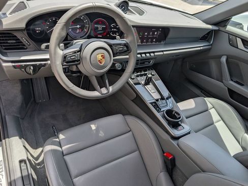 Certified 2024 Porsche 911 Targa 4S AWD/4WD image 4