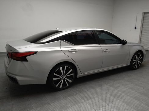 Used 2020 Nissan Altima 2.5 SR FWD image 10