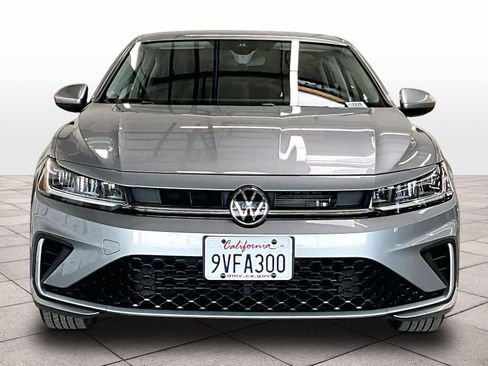 Used 2025 Volkswagen Jetta S image 2